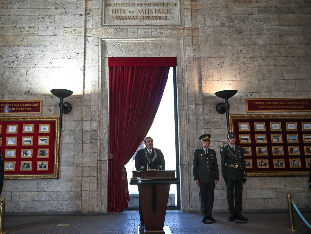 Uyuşmazlık Mahkemesi Başkanlığı heyeti Anıtkabir'i ziyaret etti 2